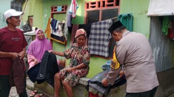 Patroli Dialogis Jadi Cara Bhabinkamtibmas Hadirkan Senyuman Masyarakat Pulau Barrang Caddi