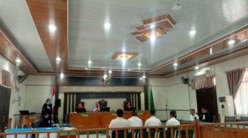 Persidangan Korupsi Dana PI PT SPRH Kembali Digelar, Jontra Volta Kooperatif, Makhruflis Absen Empat Kali
