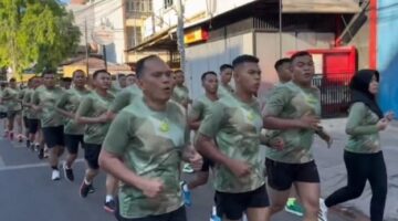 Dandenpom XIV/4 Makassar Pimpin Olahraga Bersama dan Aksi Bersih Markas, Perkuat Kebugaran, Disiplin, serta Soliditas Personel